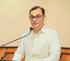 pm-giving-speech